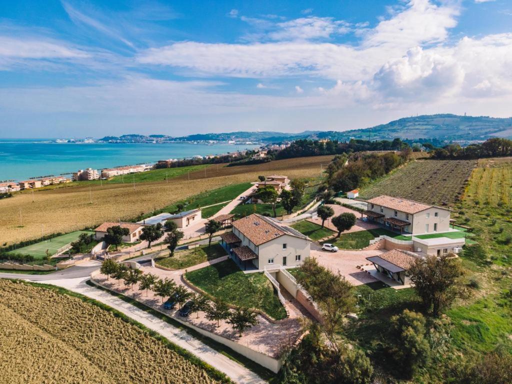 Agriturismo Il Colle Dei Lecci Ancona Exterior photo